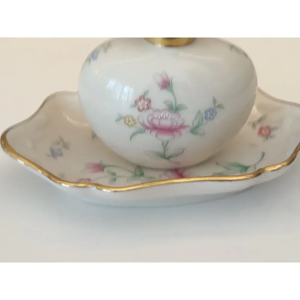 Lenox two piece cottage vanity set